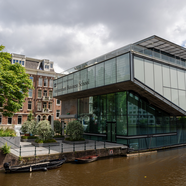 Amsterdambusinessschool LR Shutterstock 2483467749